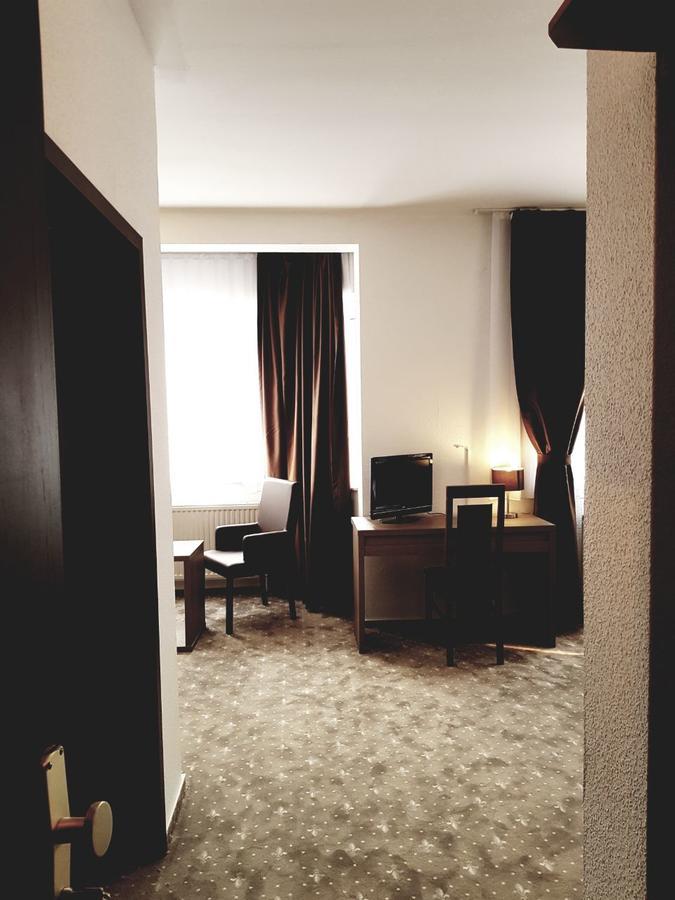 Hotel Dormir Moers Zewnętrze zdjęcie