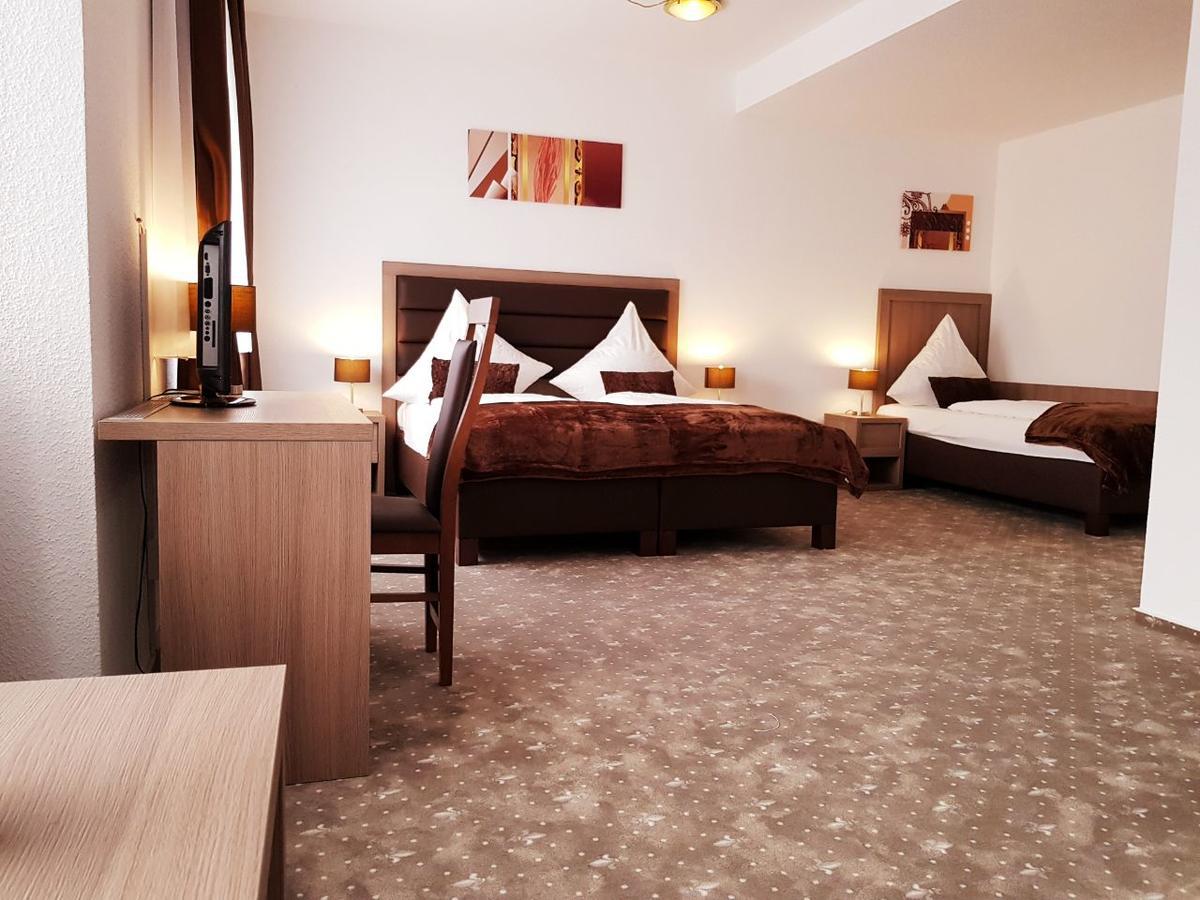 Hotel Dormir Moers Zewnętrze zdjęcie