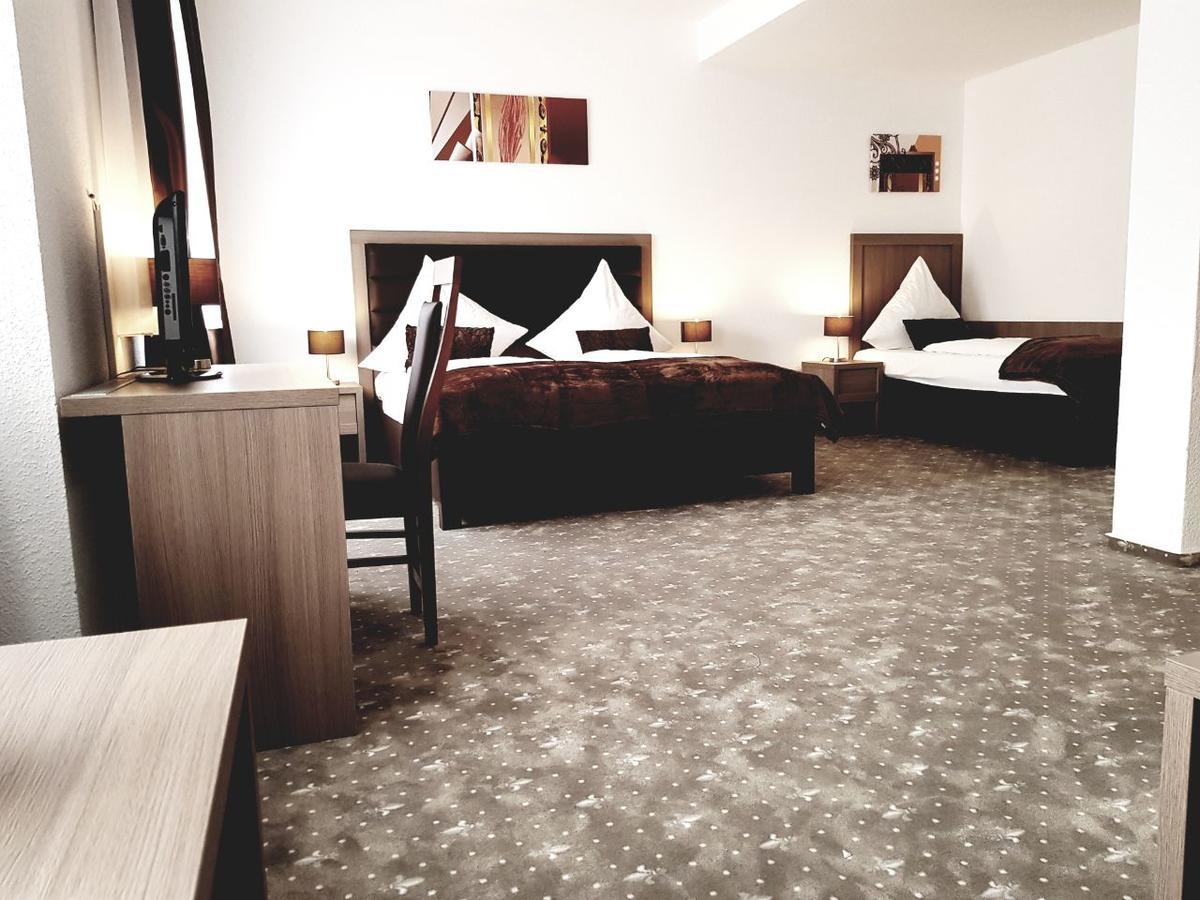 Hotel Dormir Moers Zewnętrze zdjęcie