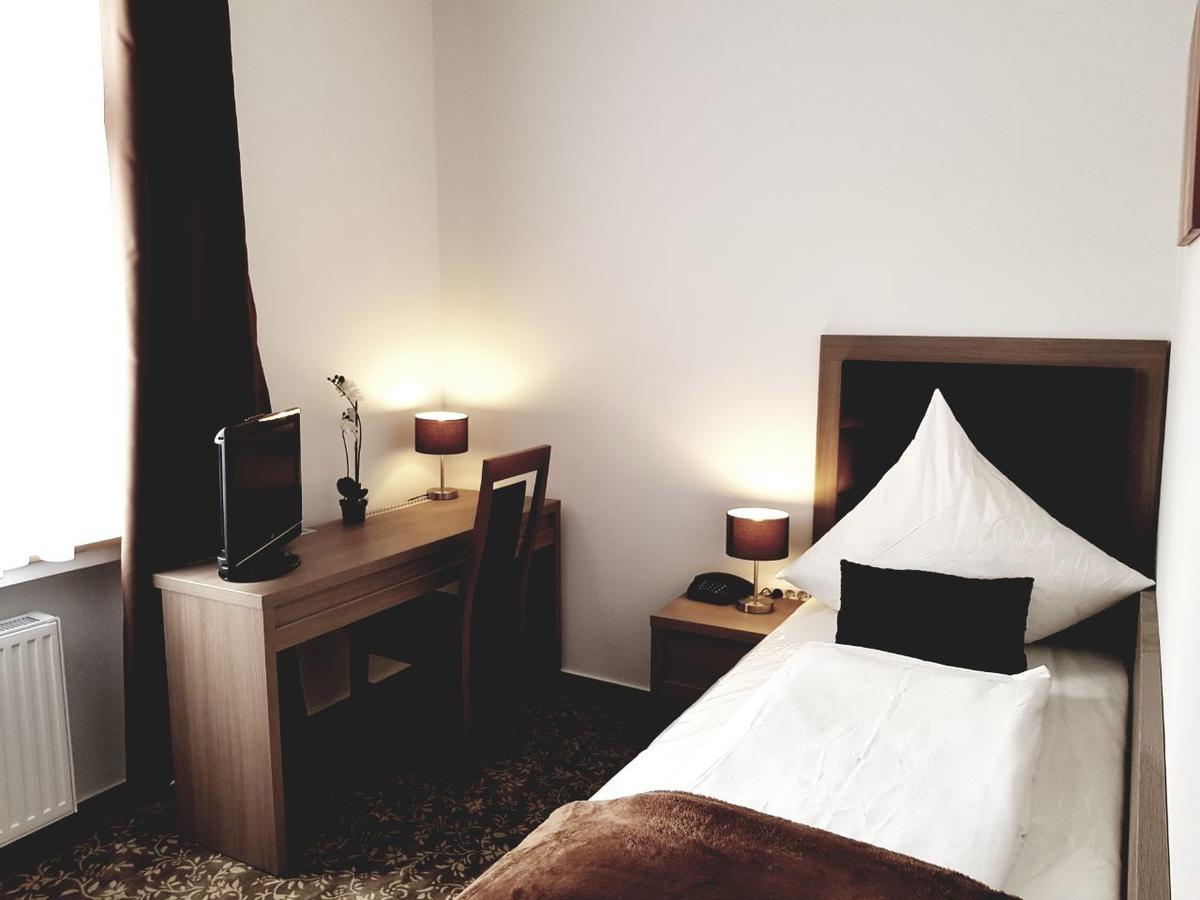 Hotel Dormir Moers Zewnętrze zdjęcie